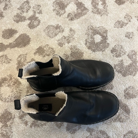 Black roots boots size 10.5 - Picture 4 of 8